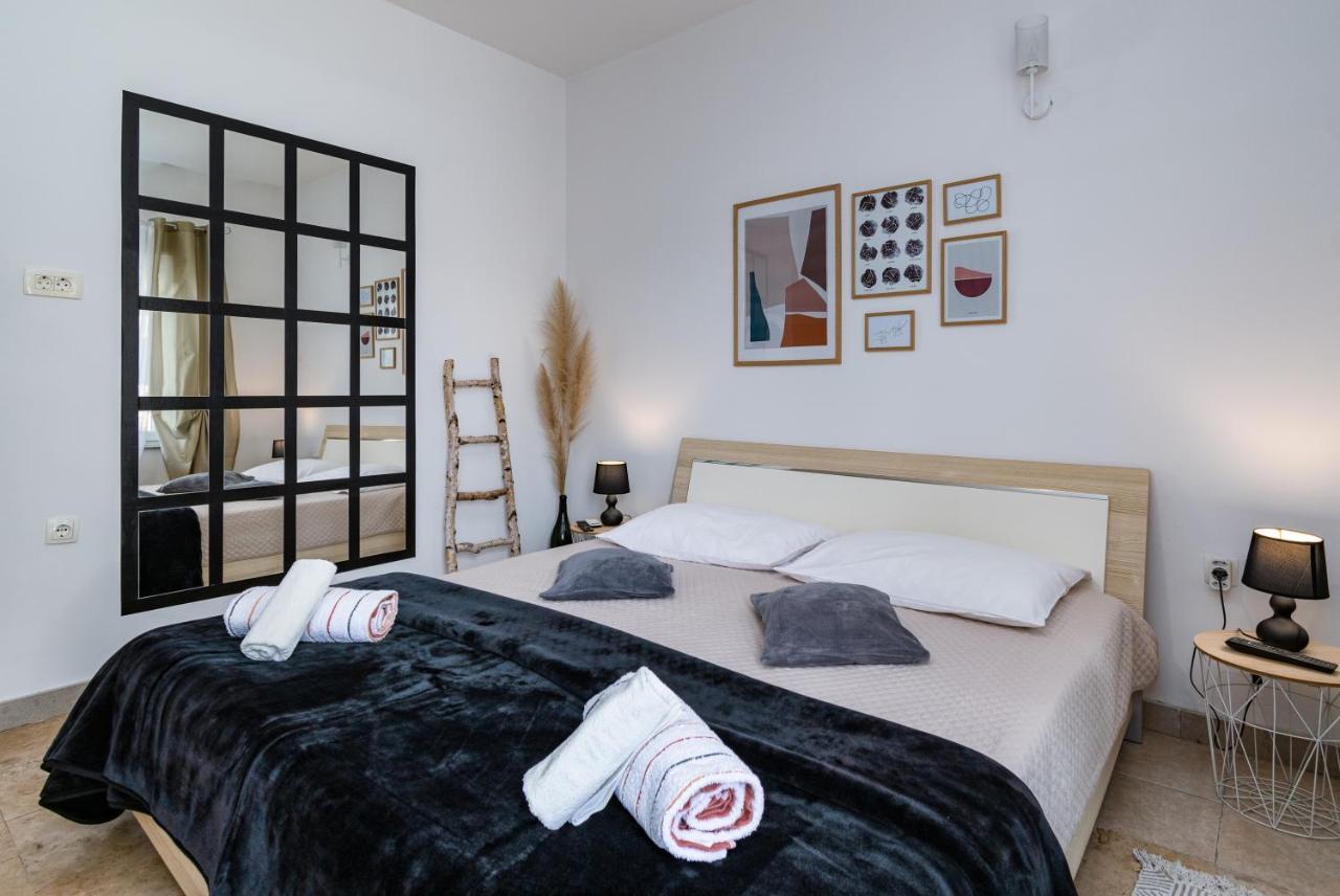Apartment Mima